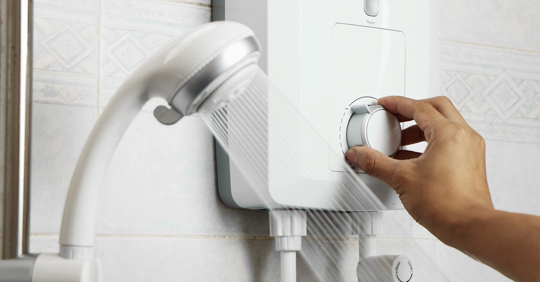 temperature of hot water in electric water heater